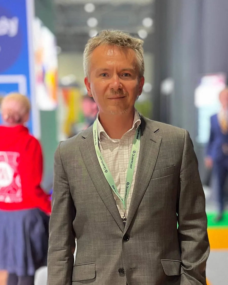 Dmitry Zhuravlev — Directeur automatisation des ventes, Logics7