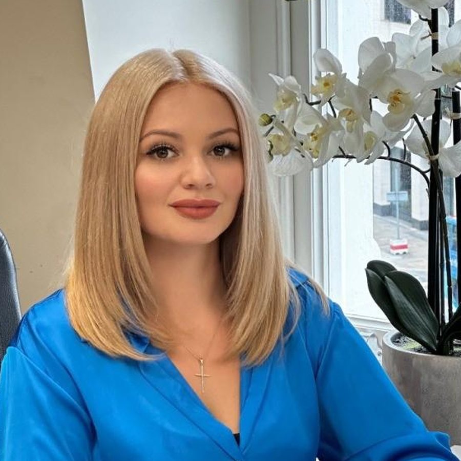 Julia Suponeva — Vedoucí rozvoje obchodu, Logics7